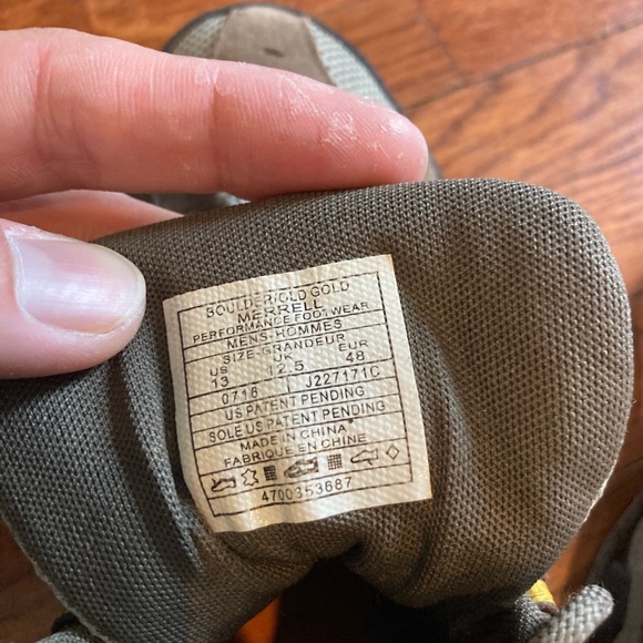 Merrell hiking boots. - Picture 3 of 4